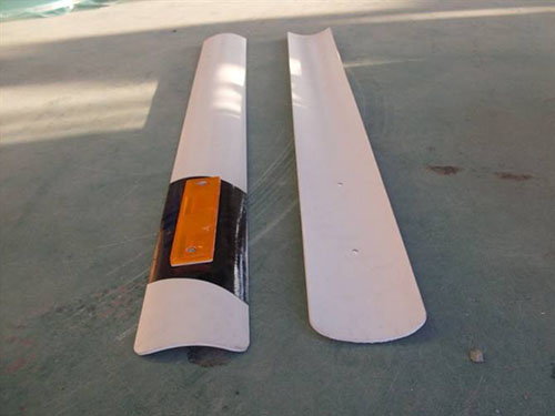 柱式輪廓標(biāo)2