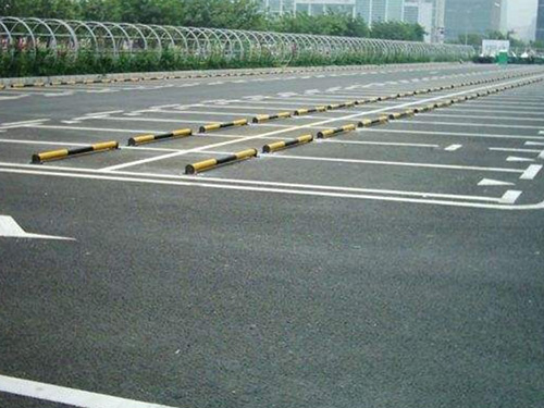 服務(wù)區(qū)標(biāo)線(xiàn)2