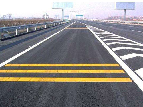 服務(wù)區(qū)標(biāo)線(xiàn)3