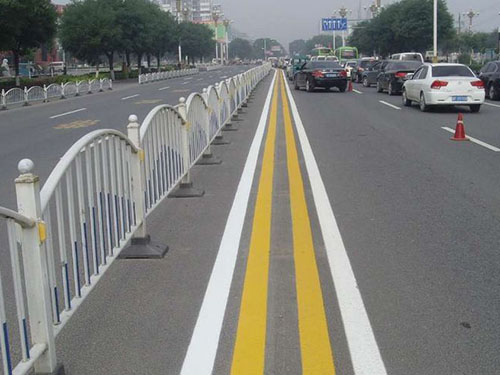 道路標(biāo)線(xiàn)1