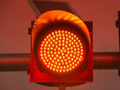 太陽(yáng)能黃閃燈2